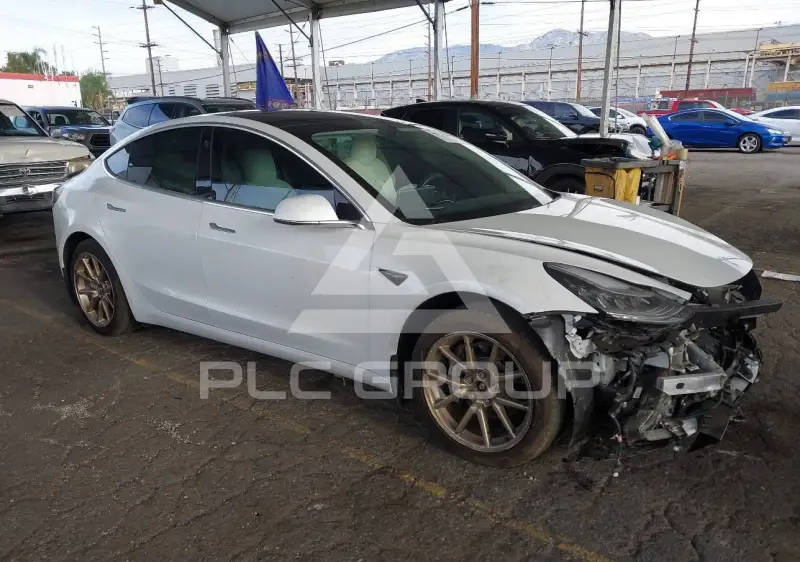 2019 Tesla Model 3 фото