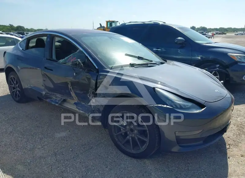 2019 Tesla Model 3 фото
