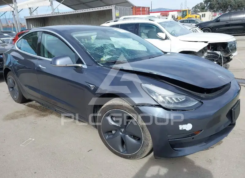 2019 Tesla Model 3 фото