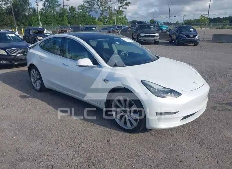 2019 Tesla Model 3 photo