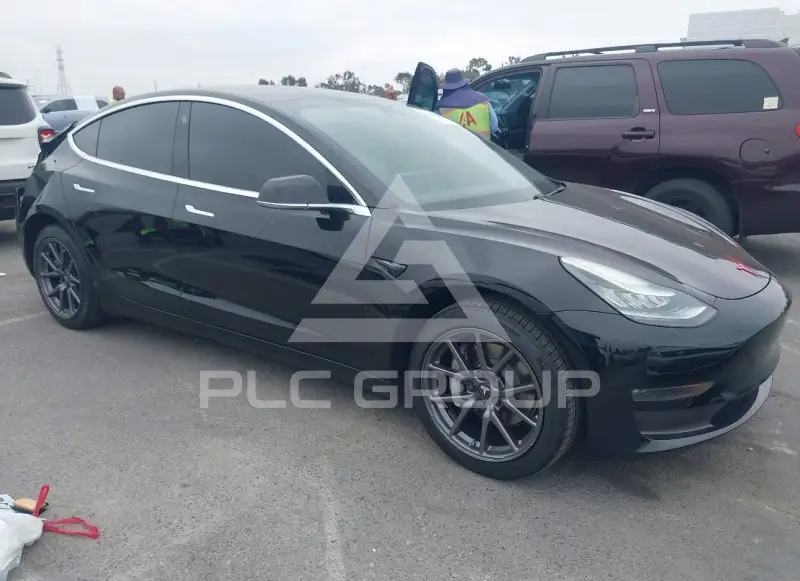2019 Tesla Model 3 photo