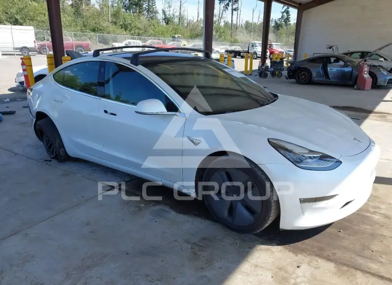 2019 Tesla Model 3 фото