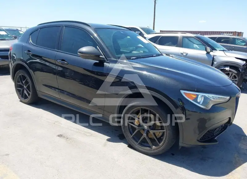 2019 Alfa Romeo Stelvio фото