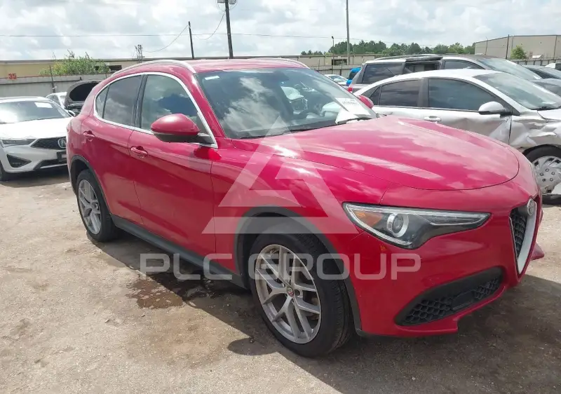 2019 Alfa Romeo Stelvio фото