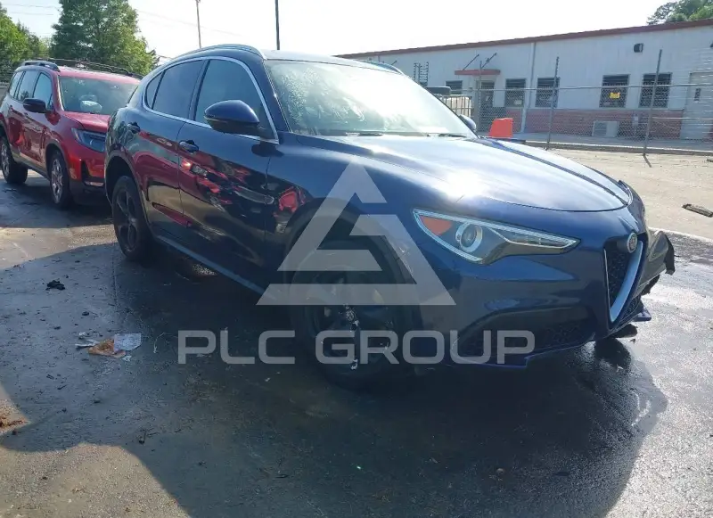 2019 Alfa Romeo Stelvio фото