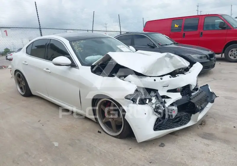 2019 Alfa Romeo Giulia фото