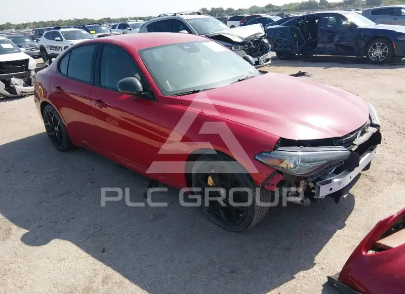 2019 Alfa Romeo Giulia photo