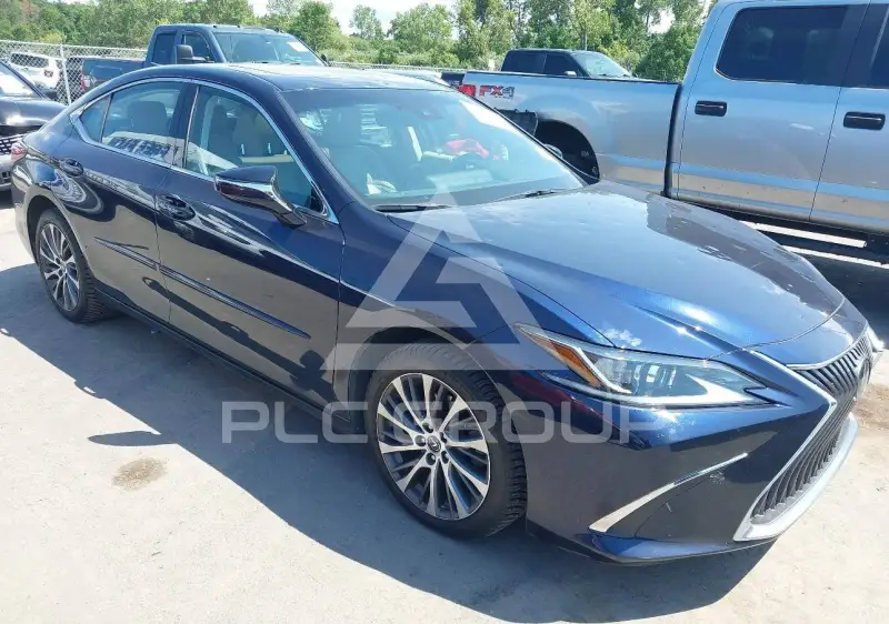2019 Lexus ES350 фото