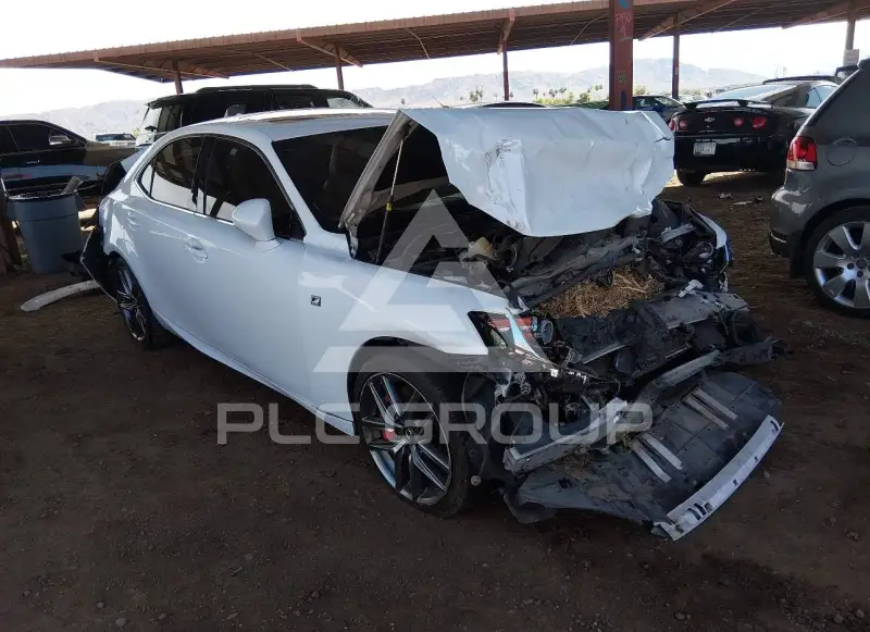 2019 Lexus IS300 фото