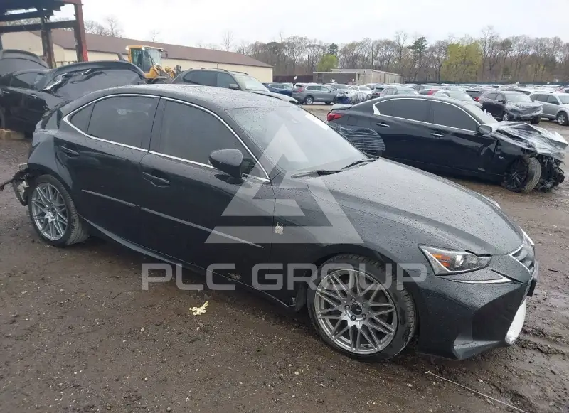 2019 Lexus IS300 фото
