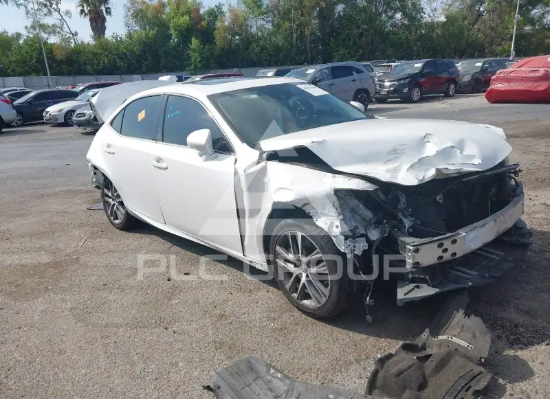 2019 Lexus IS300 photo
