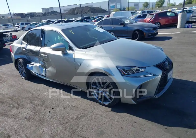 2019 Lexus IS350 фото