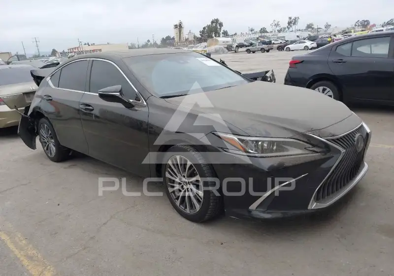 2019 Lexus ES300 фото