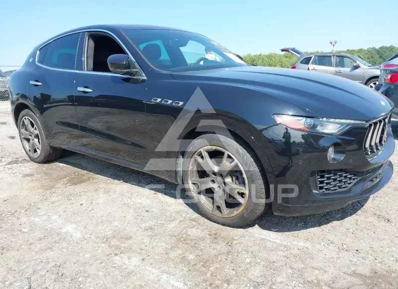 2019 Maserati LEVANTE фото