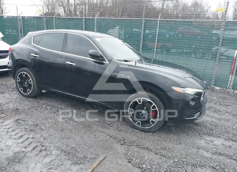 2019 Maserati LEVANTE фото