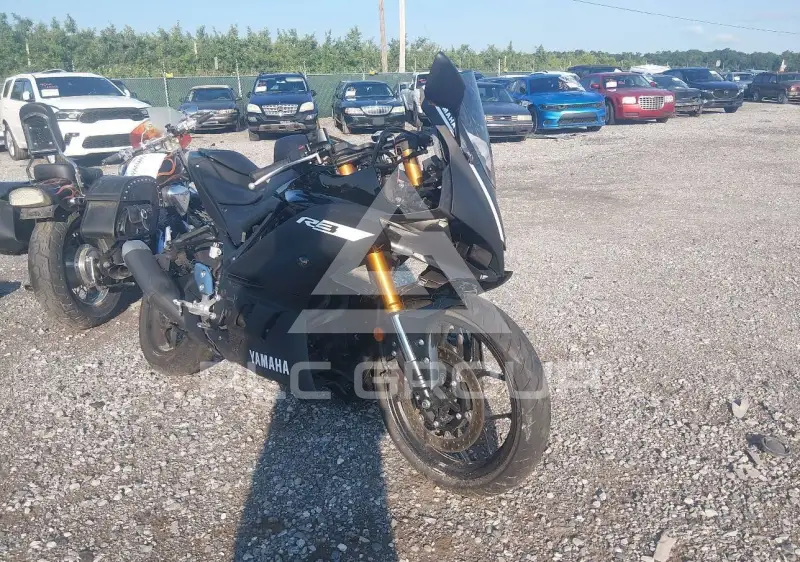 2019 Yamaha YZFR3 фото