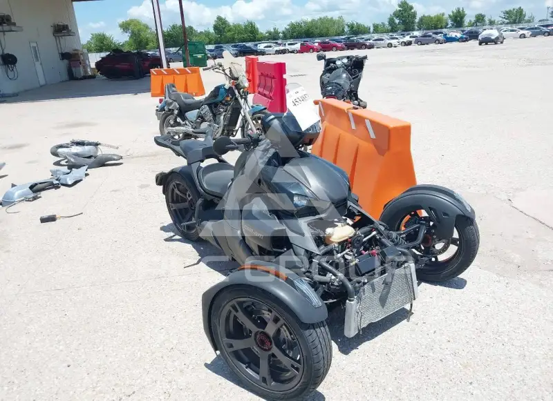2019 Can-AM RYKER photo