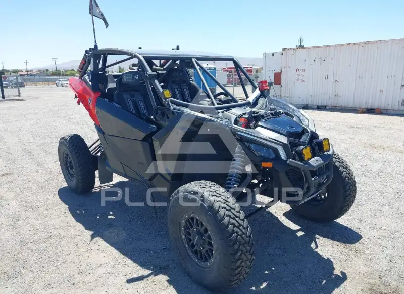 2019 Can-AM MAVERICK фото