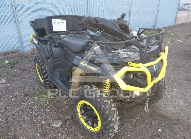 2019 Can-AM DEFENDER фото