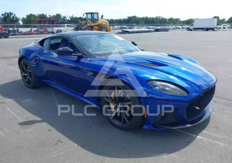 2019 Aston Martin DBS фото