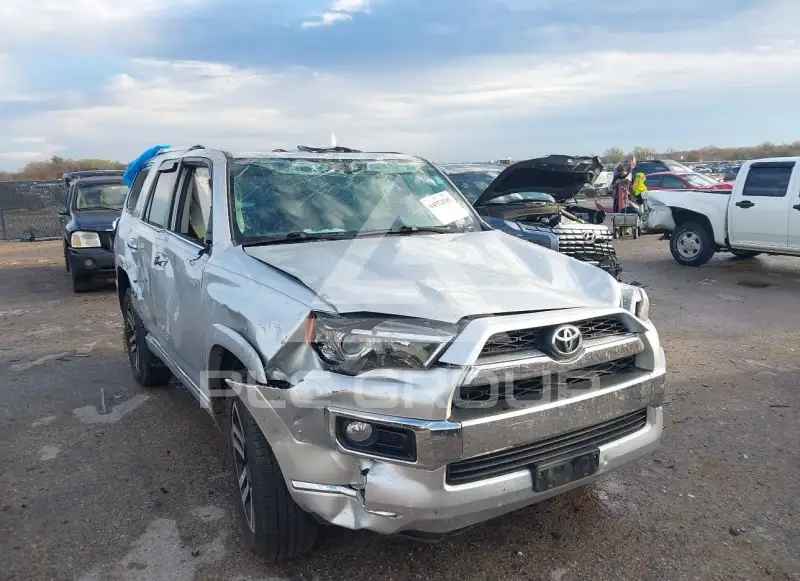 2019 Toyota 4 RUNNER фото