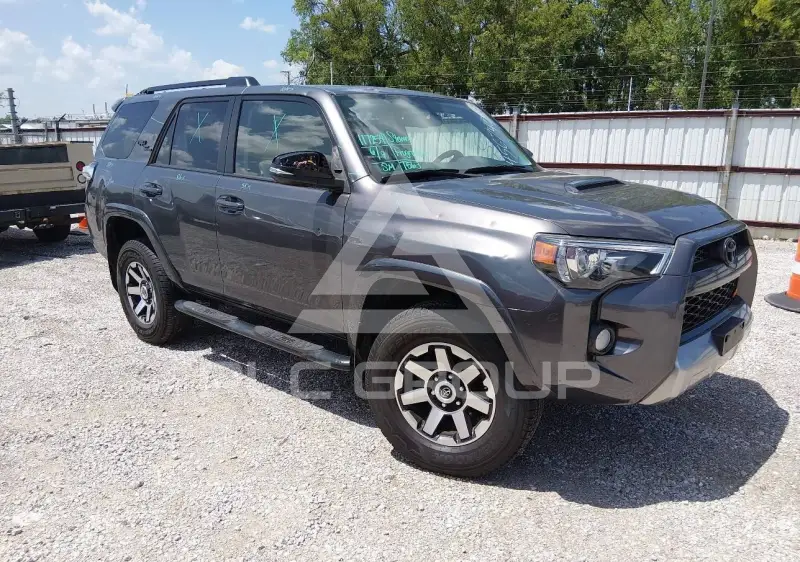2019 Toyota 4 RUNNER фото