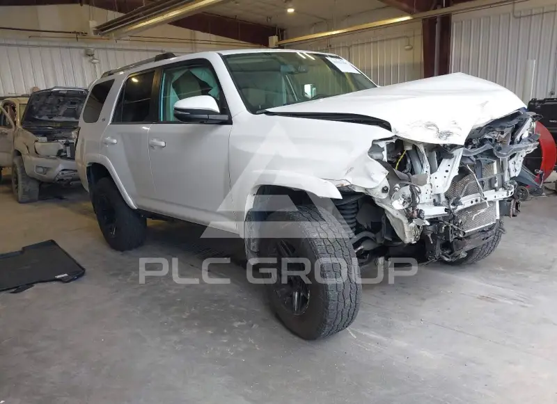 2019 Toyota 4 RUNNER фото