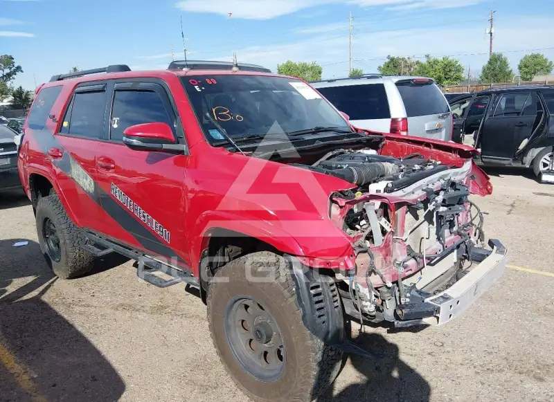2019 Toyota 4 RUNNER фото
