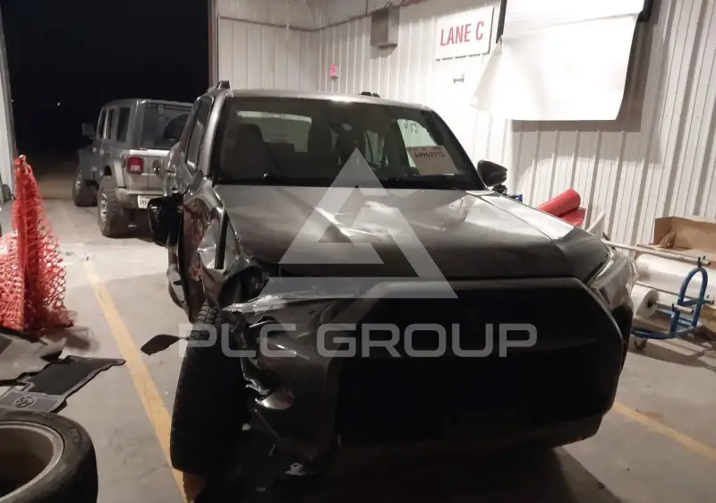 2019 Toyota 4 RUNNER фото