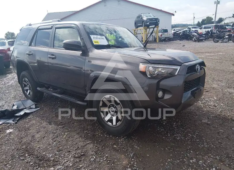 2019 Toyota 4 RUNNER photo