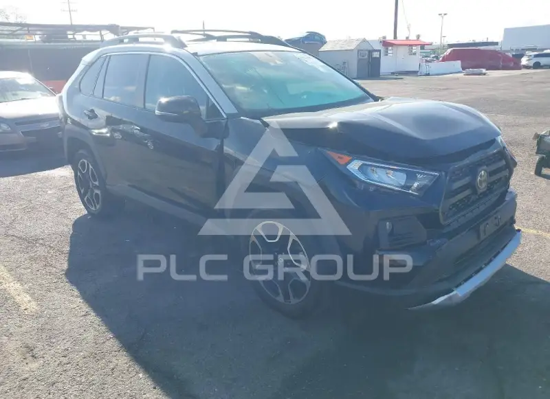 2019 Toyota RAV4 фото