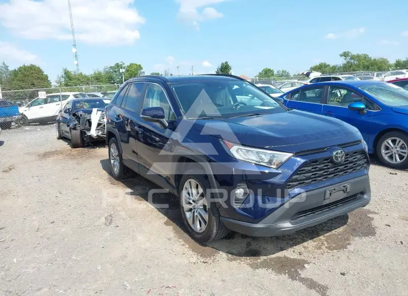 2019 Toyota RAV4 фото