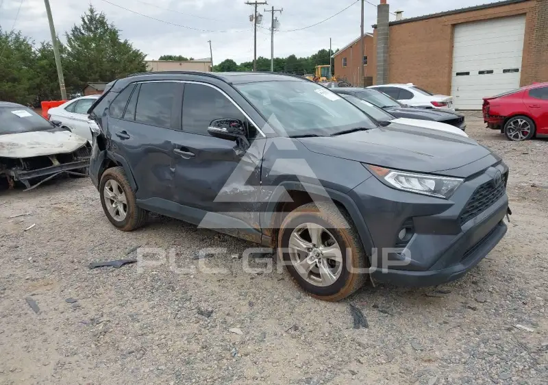 2019 Toyota RAV4 фото