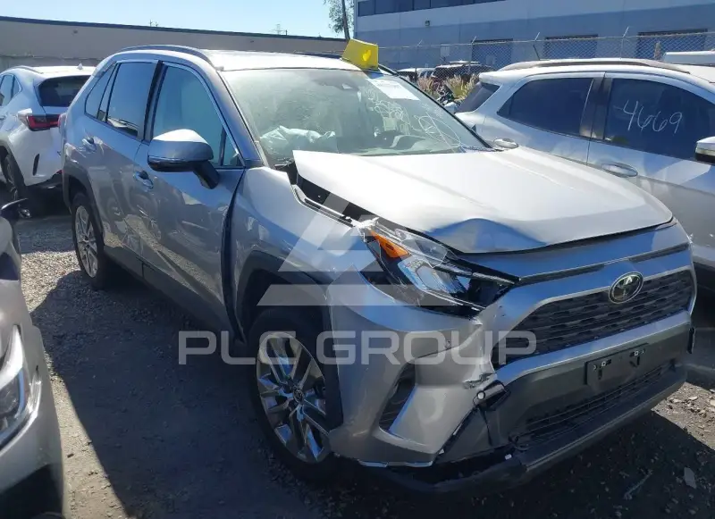 2019 Toyota RAV4 photo