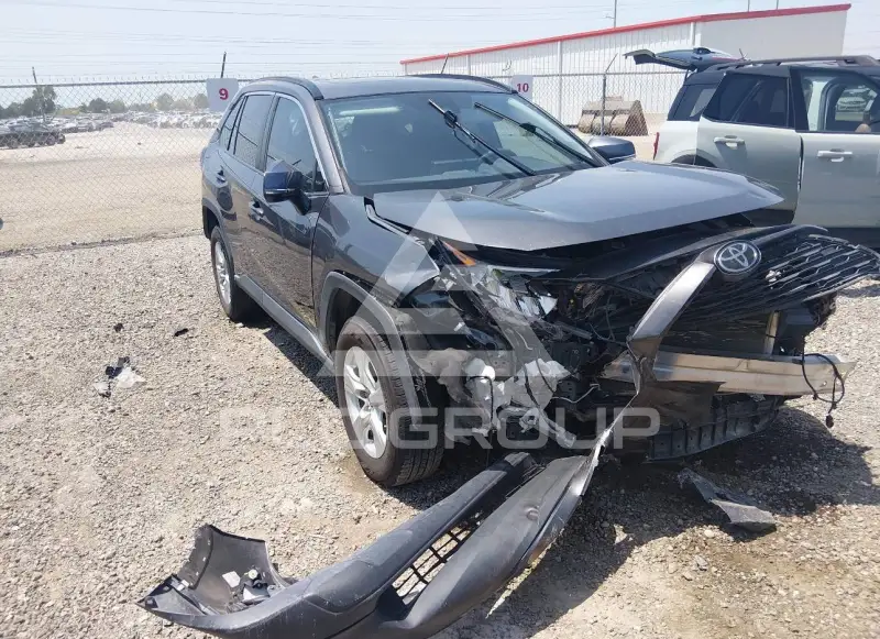 2019 Toyota RAV4 photo