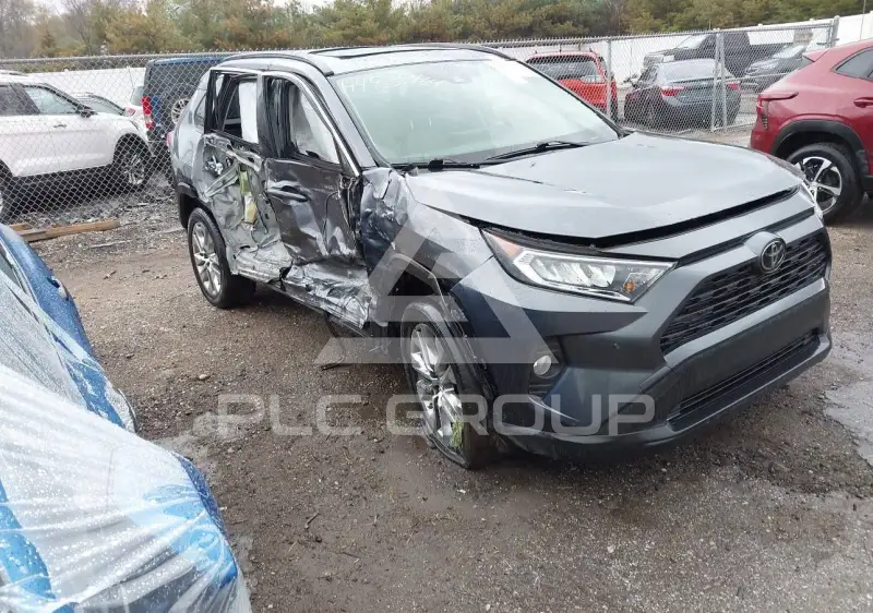 2019 Toyota RAV4 photo