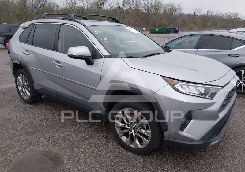 2019 Toyota RAV4 фото