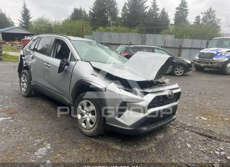 2019 Toyota RAV4 фото