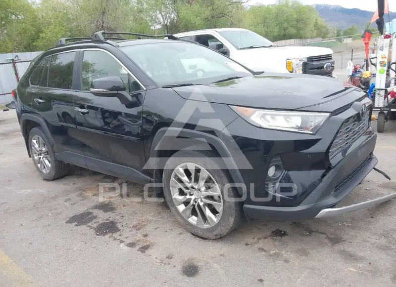 2019 Toyota RAV4 фото