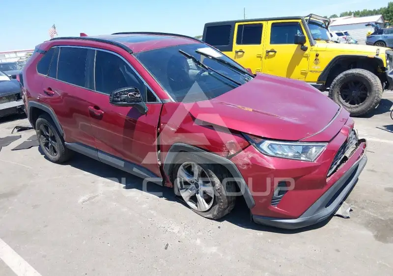 2019 Toyota RAV4 фото