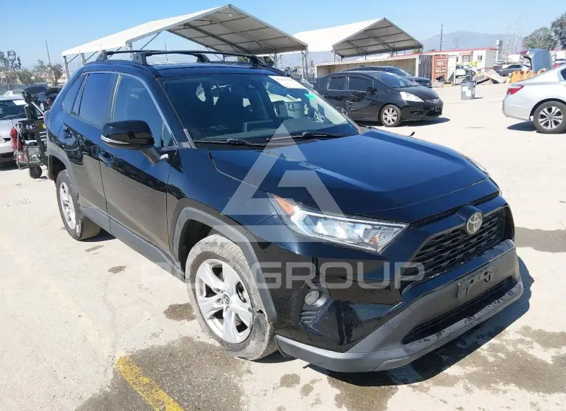 2019 Toyota RAV4 photo