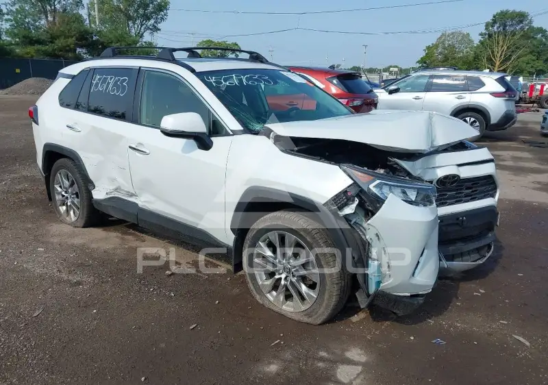 2019 Toyota RAV4 фото