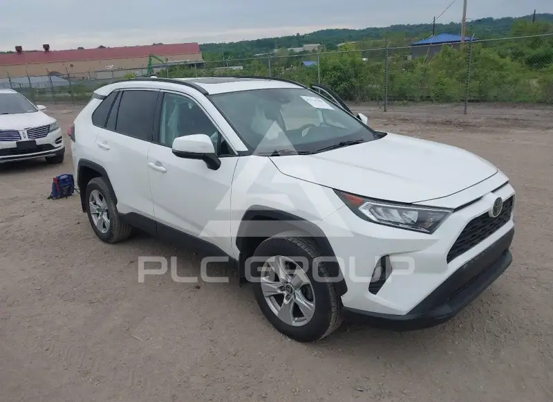 2019 Toyota RAV4 фото