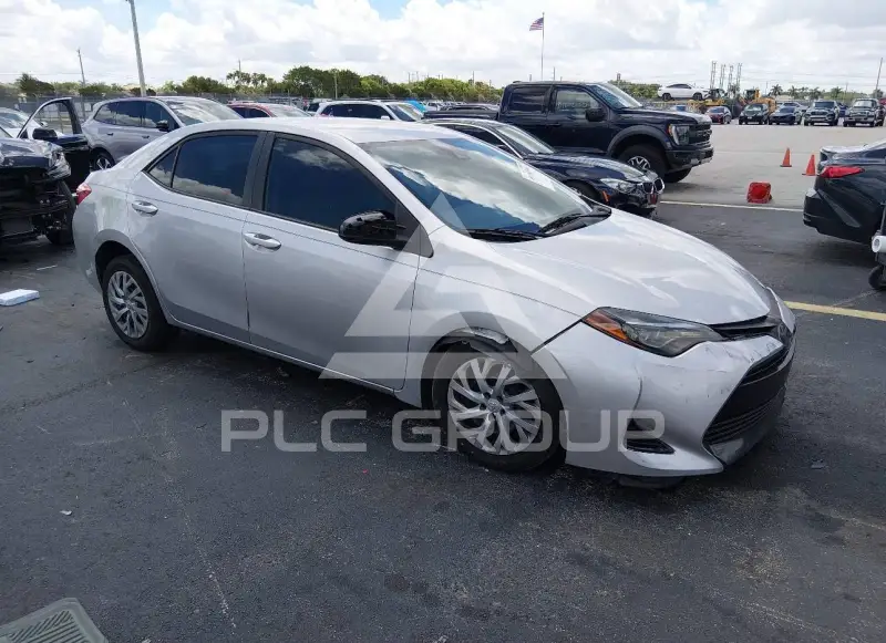 2019 Toyota COROLLA фото