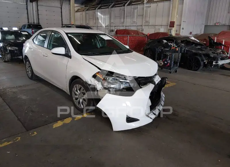 2019 Toyota COROLLA фото