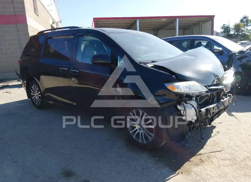 2019 Toyota SIENNA фото