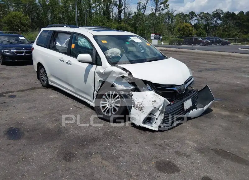 2019 Toyota SIENNA фото
