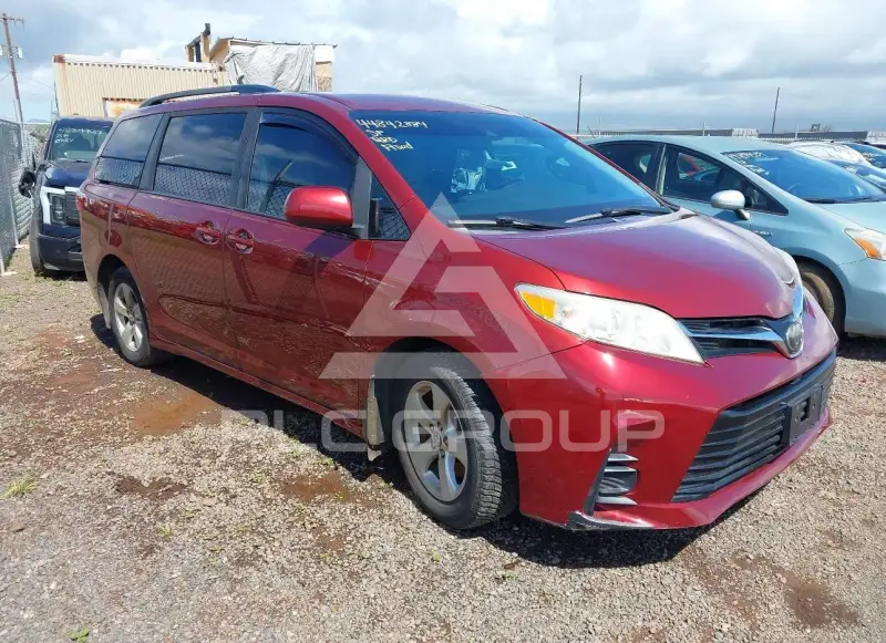 2019 Toyota SIENNA фото