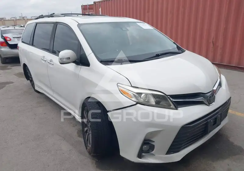 2019 Toyota SIENNA фото