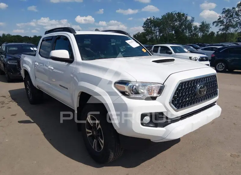 2019 Toyota TACOMA фото